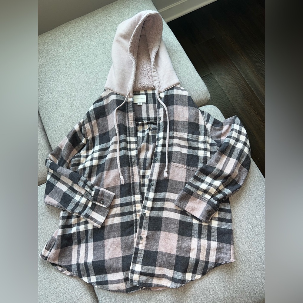 American Eagle Outfitters Checkered Hooded Shirt